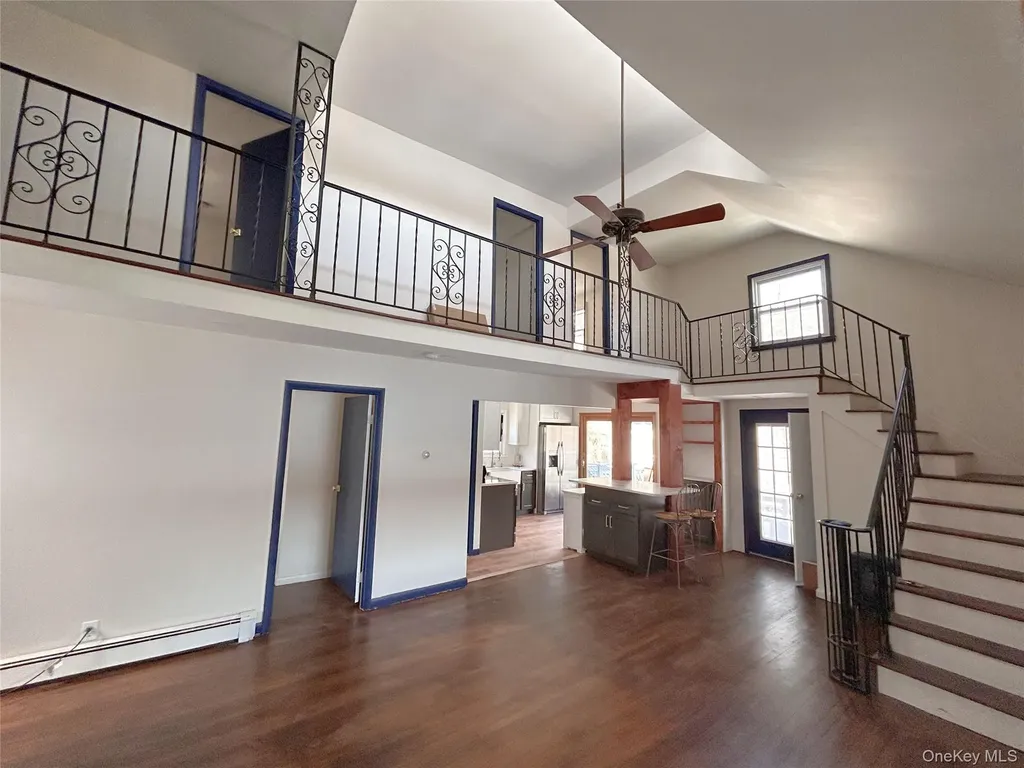 451 E Main Street Jefferson Valley NY 10535