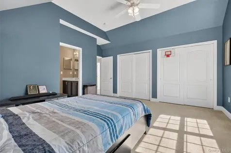 2 Holly Crescent Hopewell Junction NY 12533