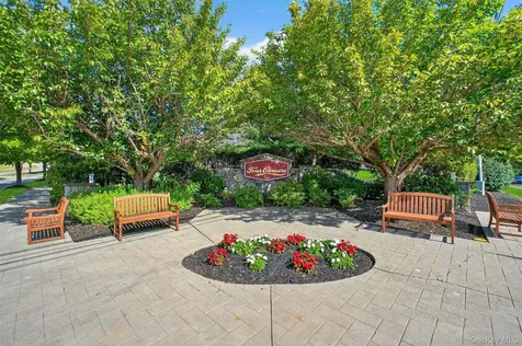 2 Holly Crescent Hopewell Junction NY 12533
