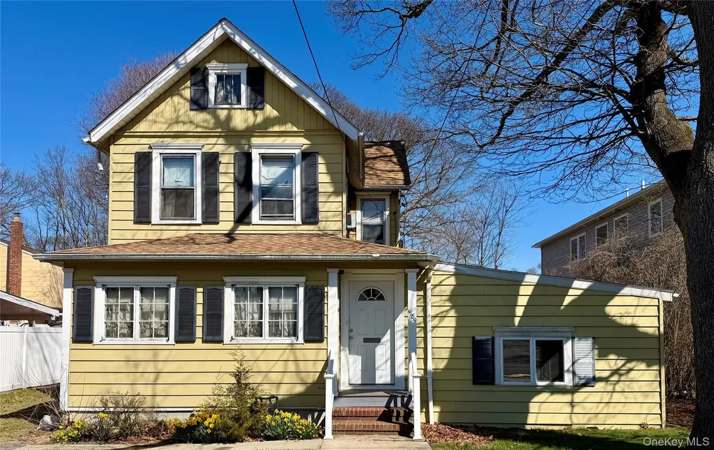 1789 Smith Street Merrick NY 11566