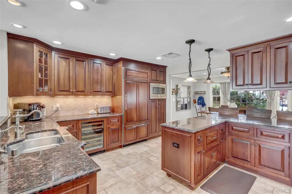3014 Davis Place Oceanside NY 11572