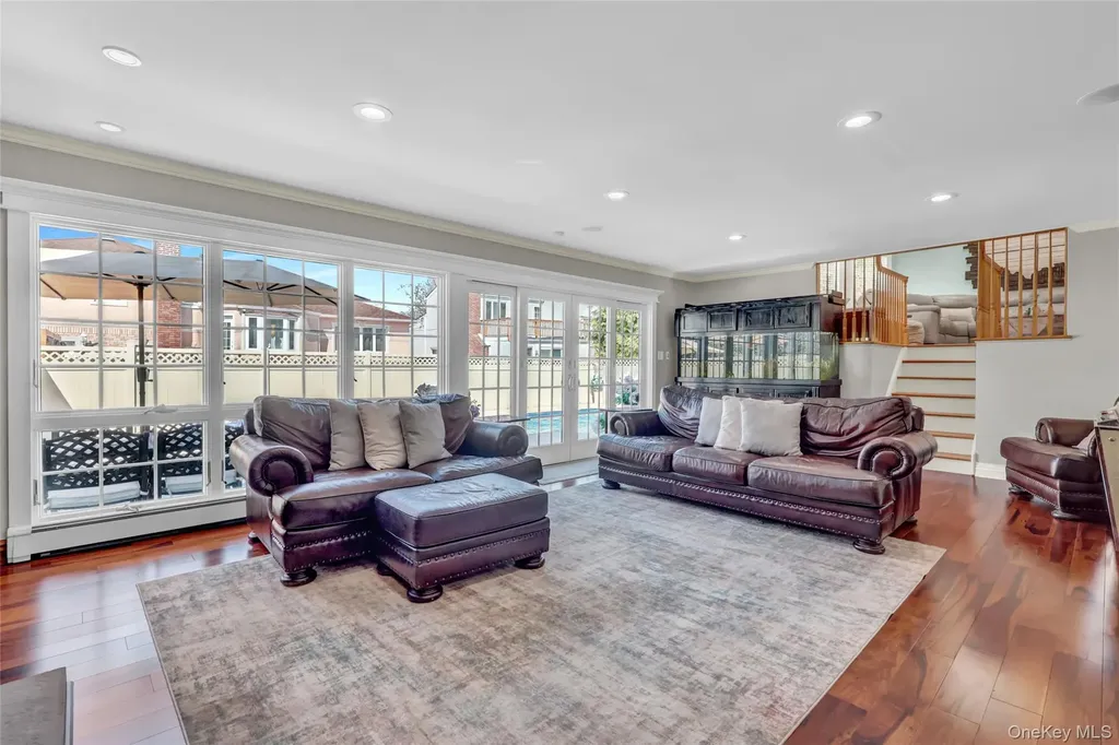 3014 Davis Place Oceanside NY 11572