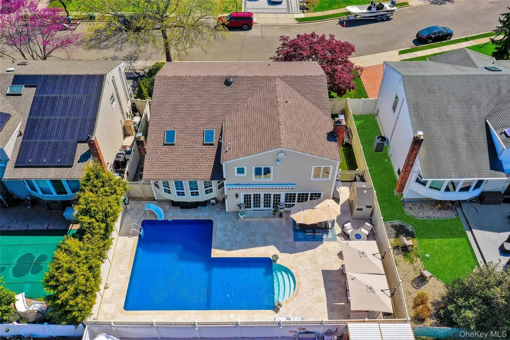 3014 Davis Place Oceanside NY 11572