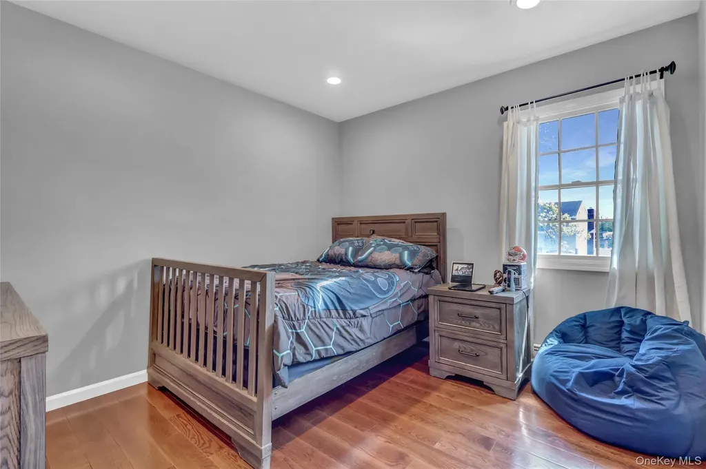 3014 Davis Place Oceanside NY 11572