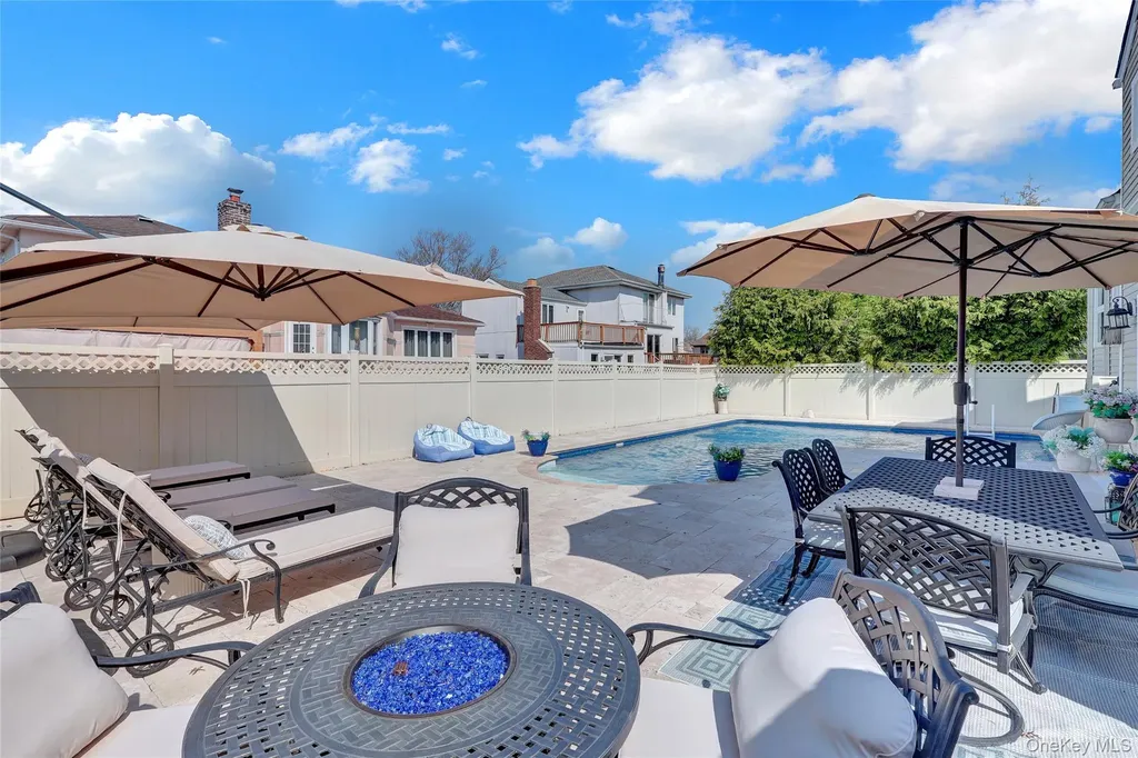 3014 Davis Place Oceanside NY 11572
