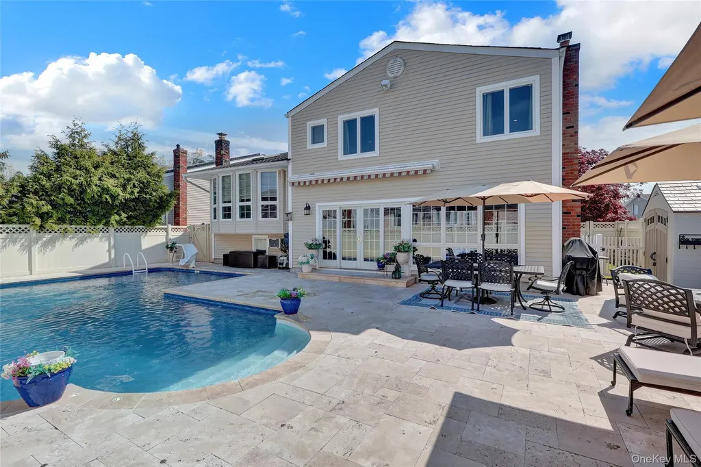 3014 Davis Place Oceanside NY 11572