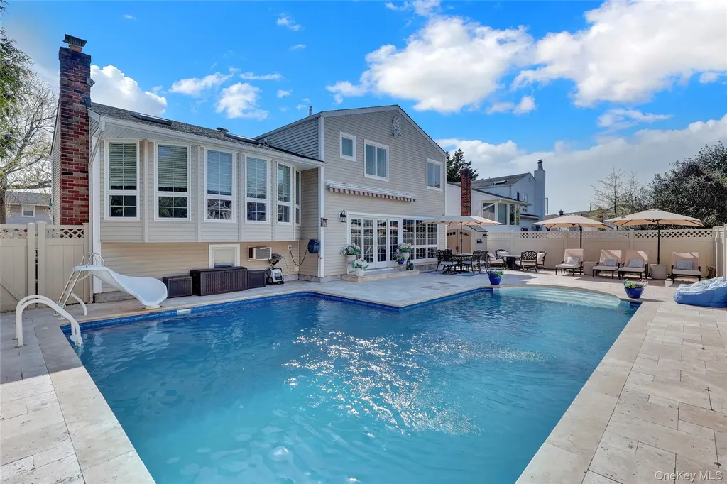 3014 Davis Place Oceanside NY 11572