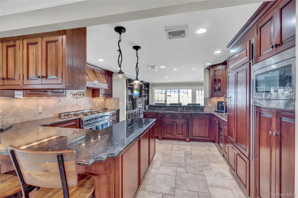 3014 Davis Place Oceanside NY 11572