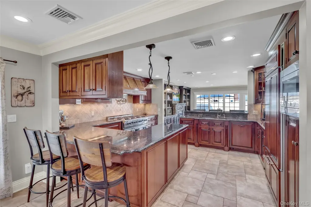 3014 Davis Place Oceanside NY 11572