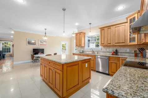 90 Caiola Court Greenport NY 11944