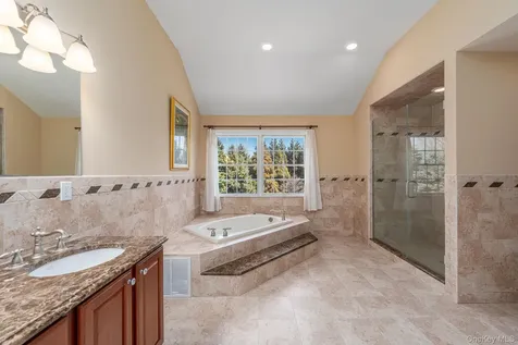 90 Caiola Court Greenport NY 11944