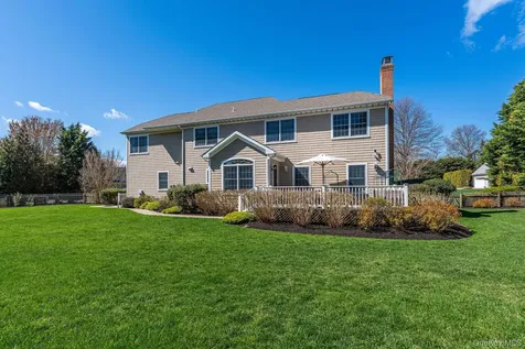 90 Caiola Court Greenport NY 11944