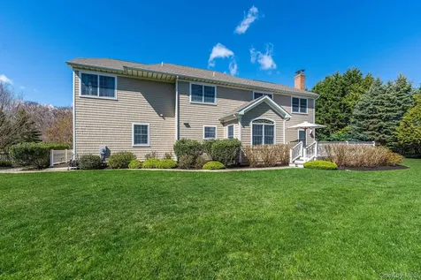 90 Caiola Court Greenport NY 11944