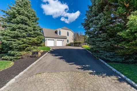 90 Caiola Court Greenport NY 11944
