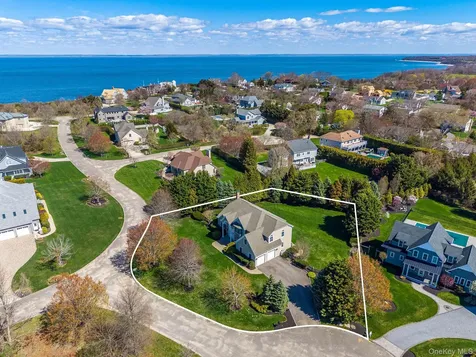 90 Caiola Court Greenport NY 11944