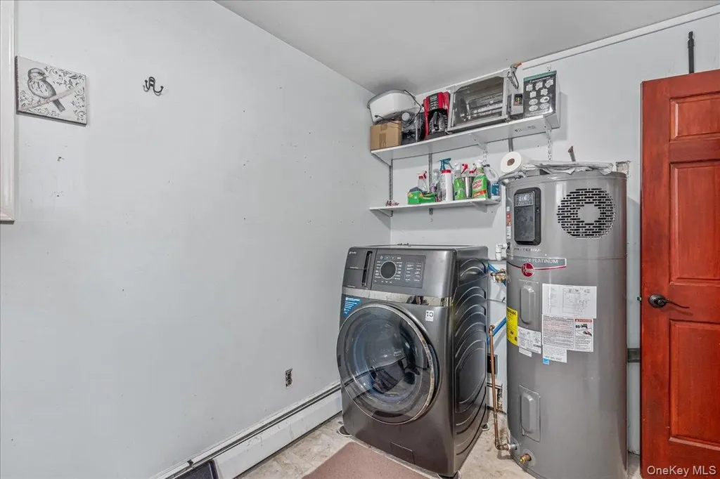 236 Duckpond Drive S Wantagh NY 11793