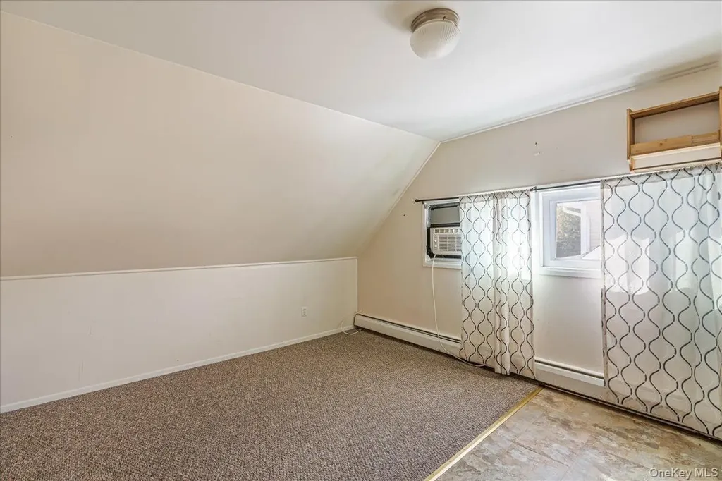 236 Duckpond Drive S Wantagh NY 11793