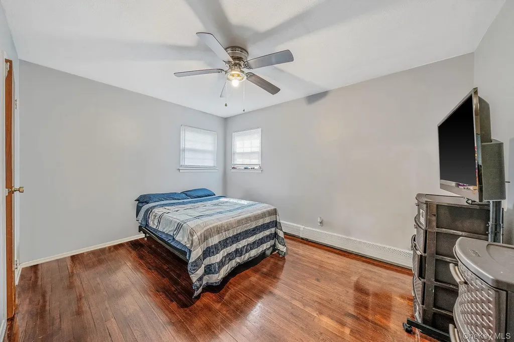 828 Barth Drive North Baldwin NY 11510