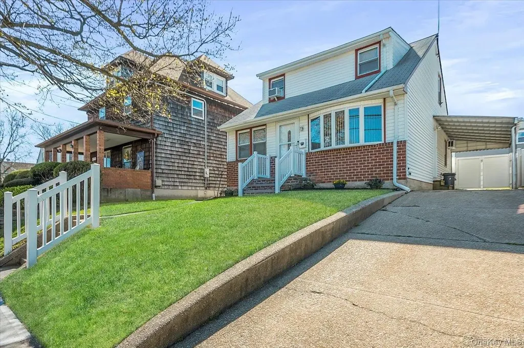 451 Nassau Boulevard Williston Park NY 11596