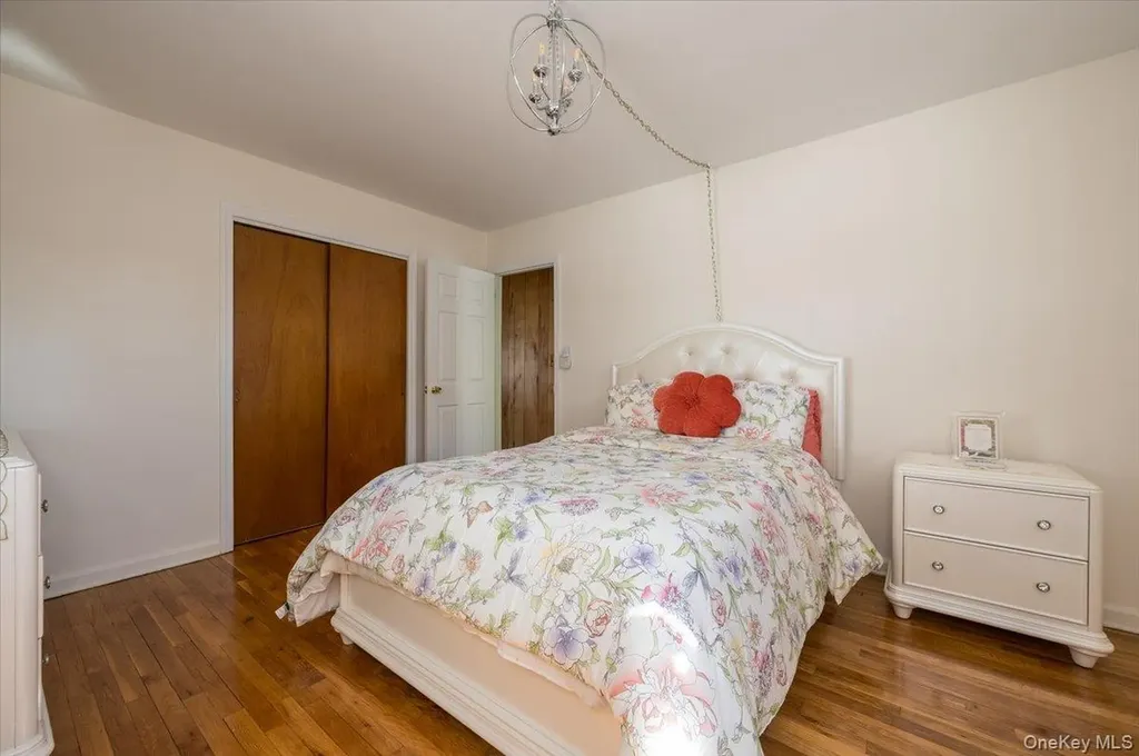 451 Nassau Boulevard Williston Park NY 11596