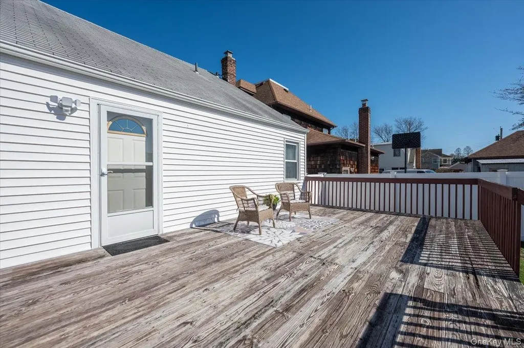451 Nassau Boulevard Williston Park NY 11596