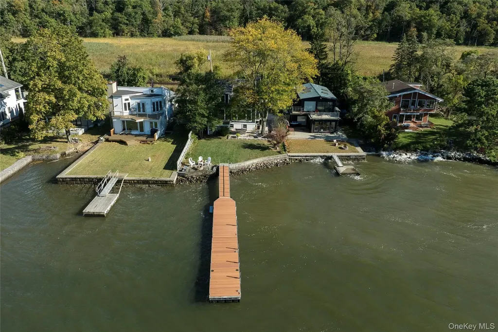 32 Hudson River Lane Garrison NY 10524