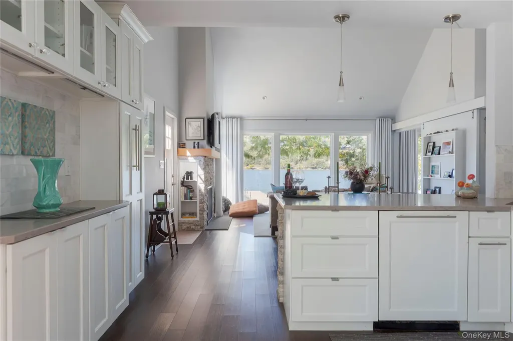 32 Hudson River Lane Garrison NY 10524