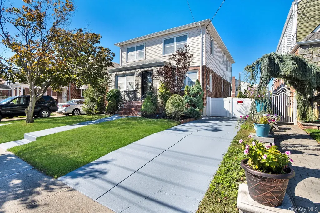 14934 Lefferts Boulevard South Ozone Park NY 11420