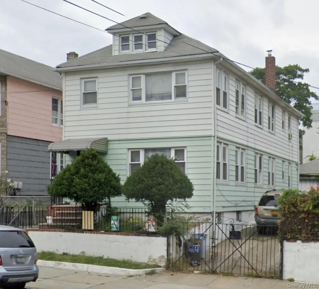 11109 34th Avenue Corona NY 11368