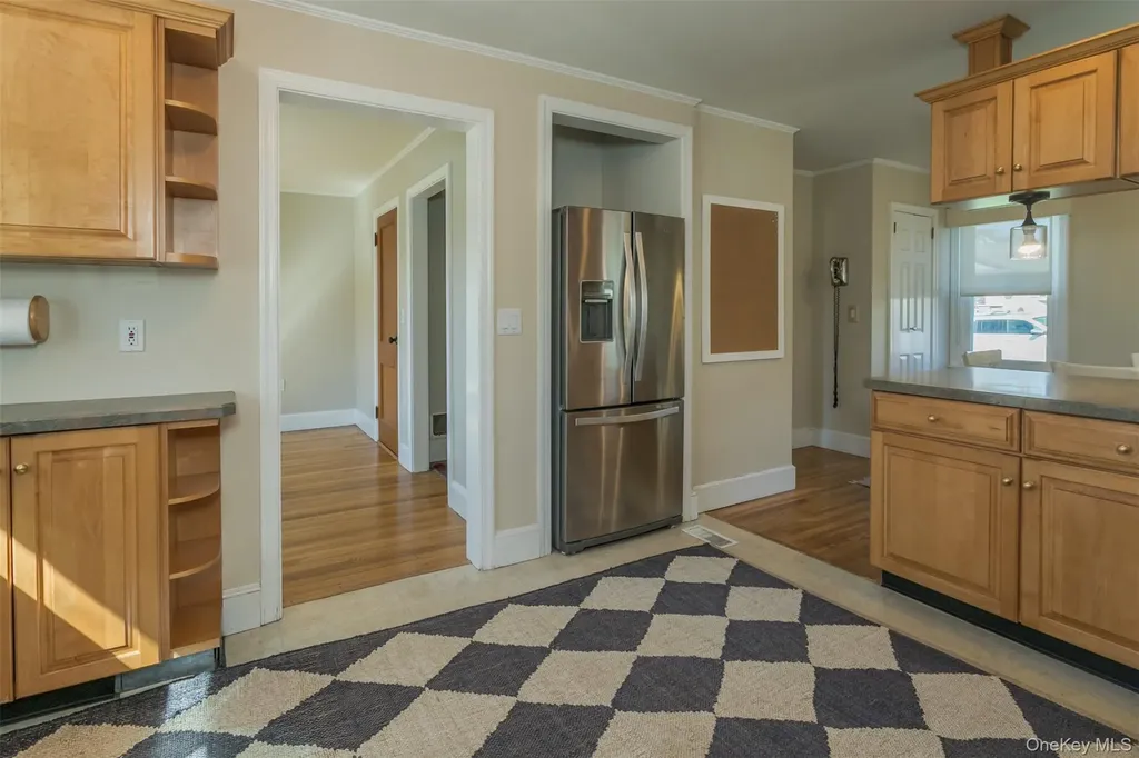 18 Scanlon Avenue Florida NY 10921
