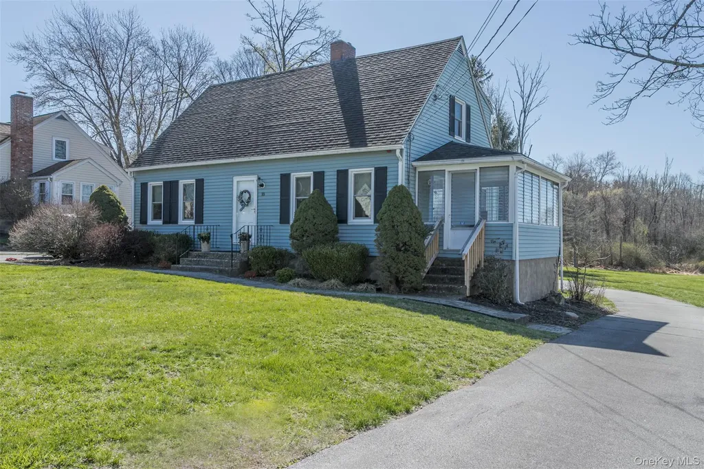18 Scanlon Avenue Florida NY 10921