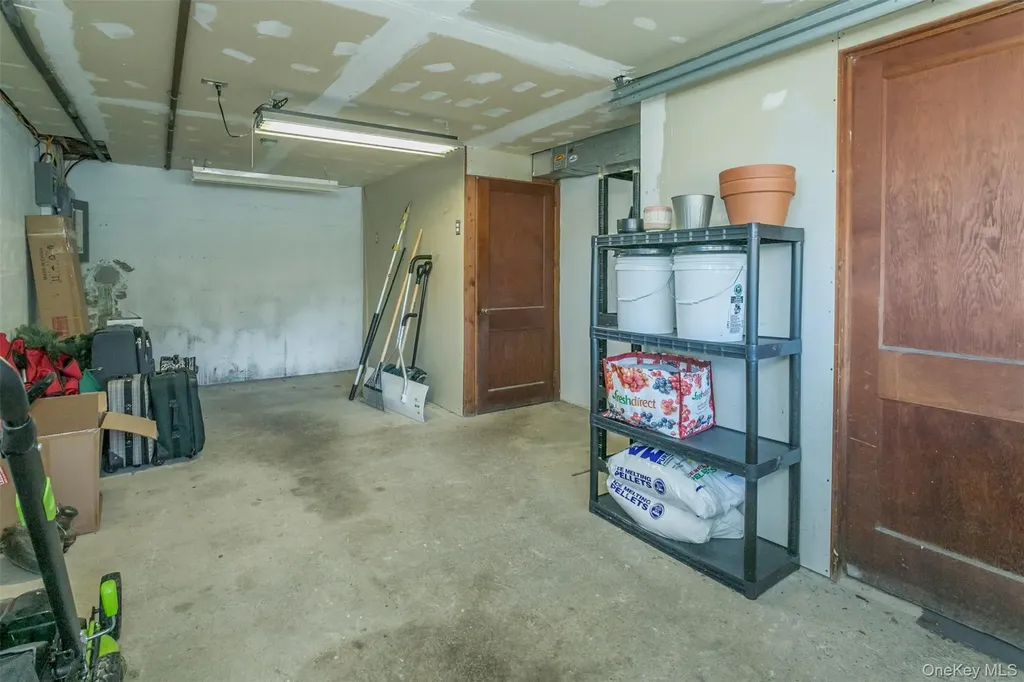 18 Scanlon Avenue Florida NY 10921