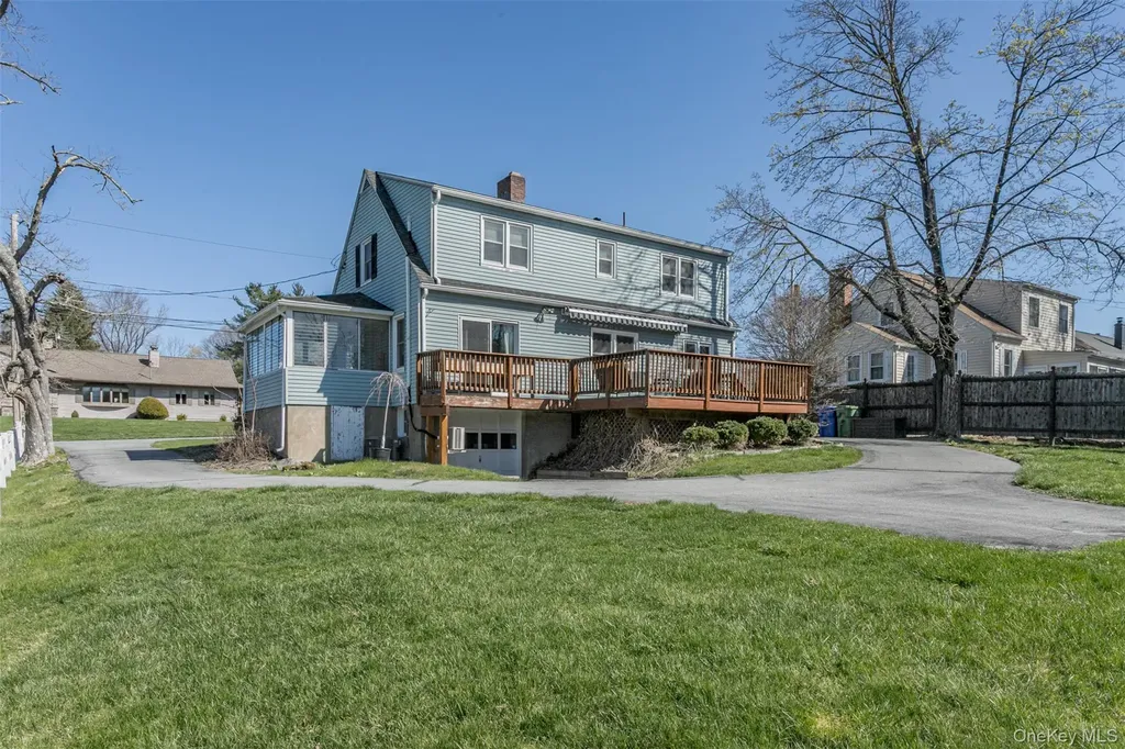 18 Scanlon Avenue Florida NY 10921
