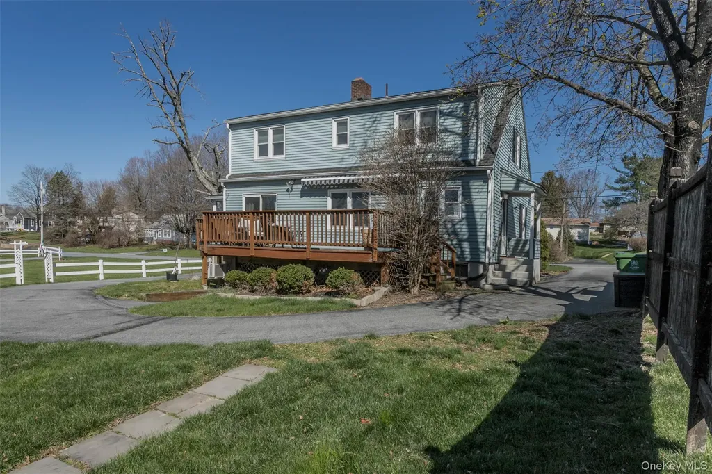 18 Scanlon Avenue Florida NY 10921