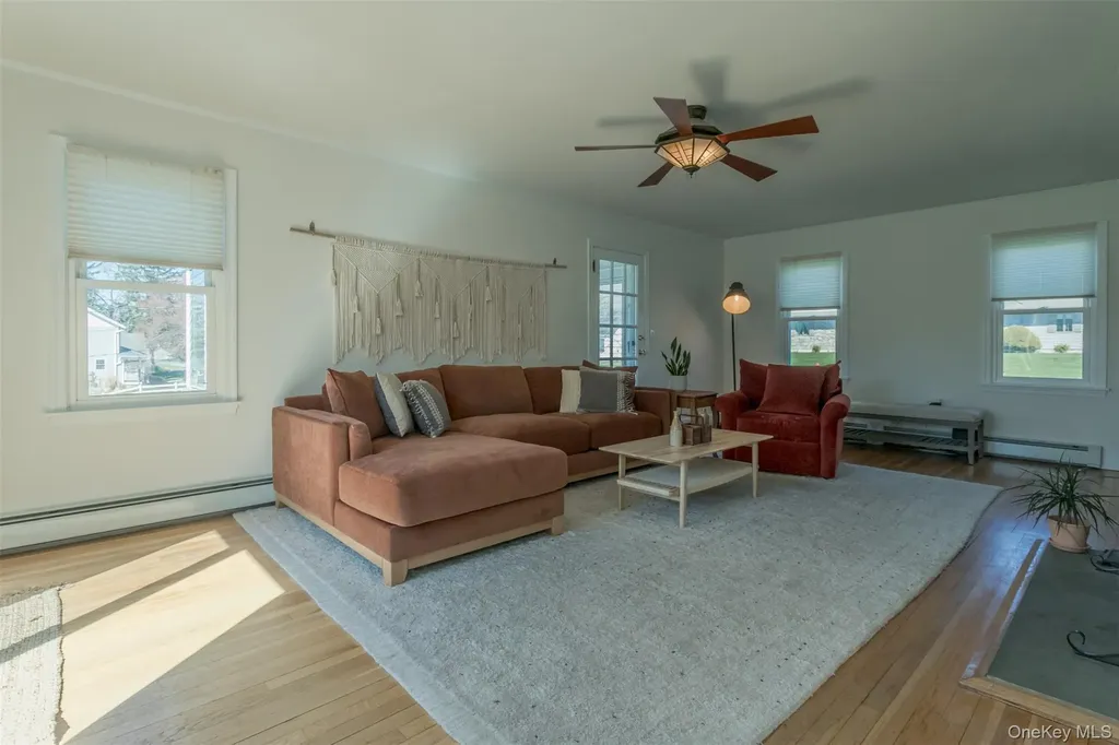 18 Scanlon Avenue Florida NY 10921