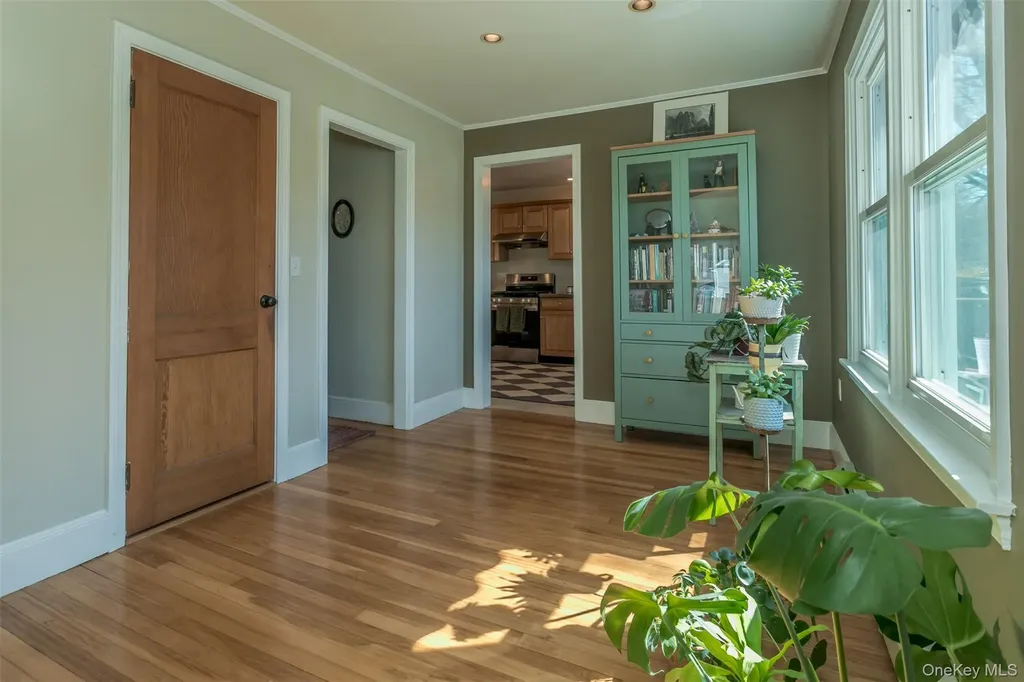 18 Scanlon Avenue Florida NY 10921