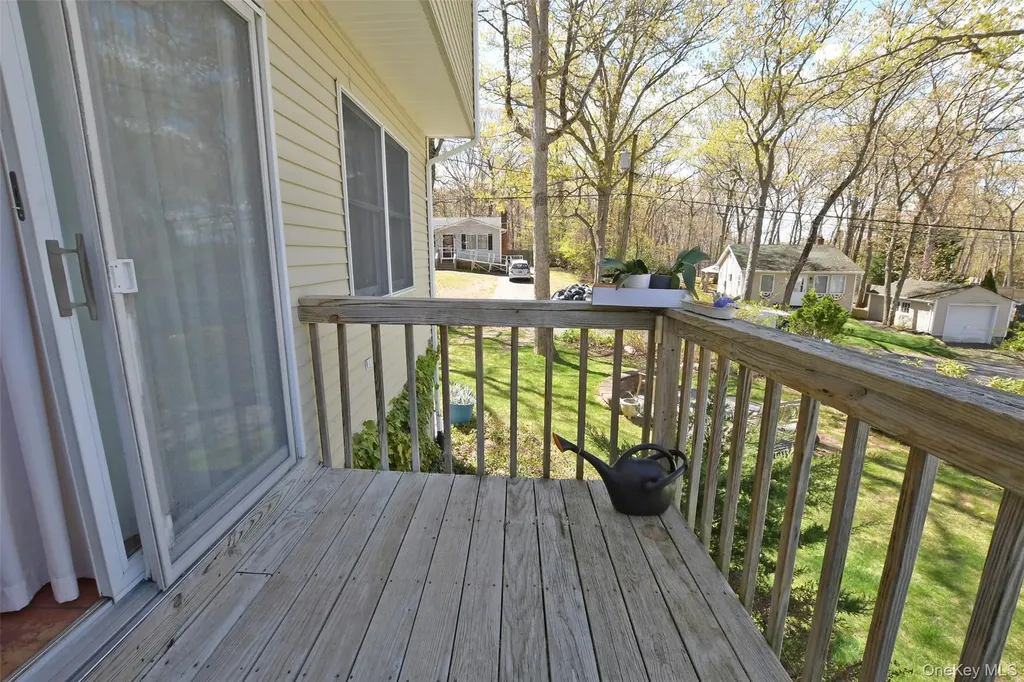 28 Williston Road Sound Beach NY 11789
