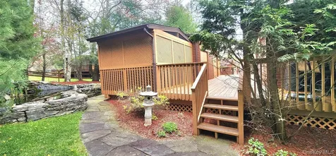 12 Donenfeld Drive Kauneonga Lake NY 12749