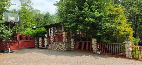 12 Donenfeld Drive Kauneonga Lake NY 12749