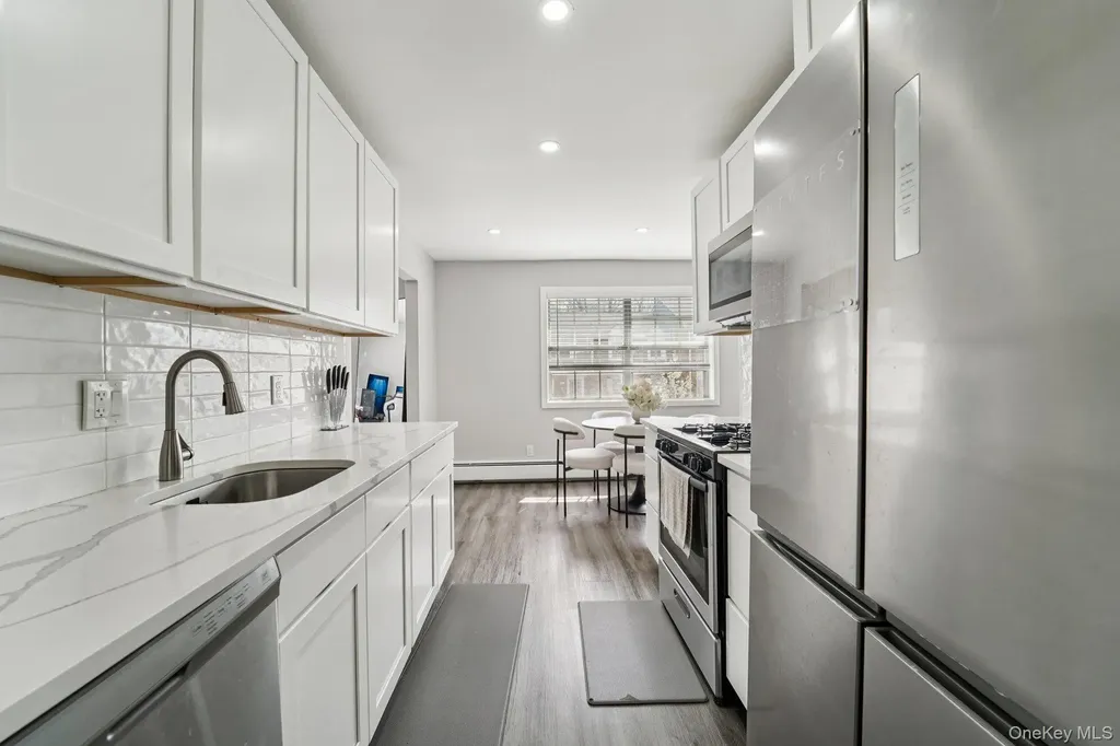103 Doxbury Lane Suffern NY 10901