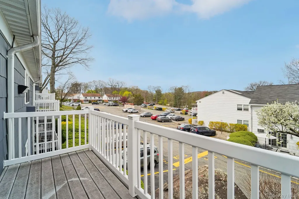 103 Doxbury Lane Suffern NY 10901