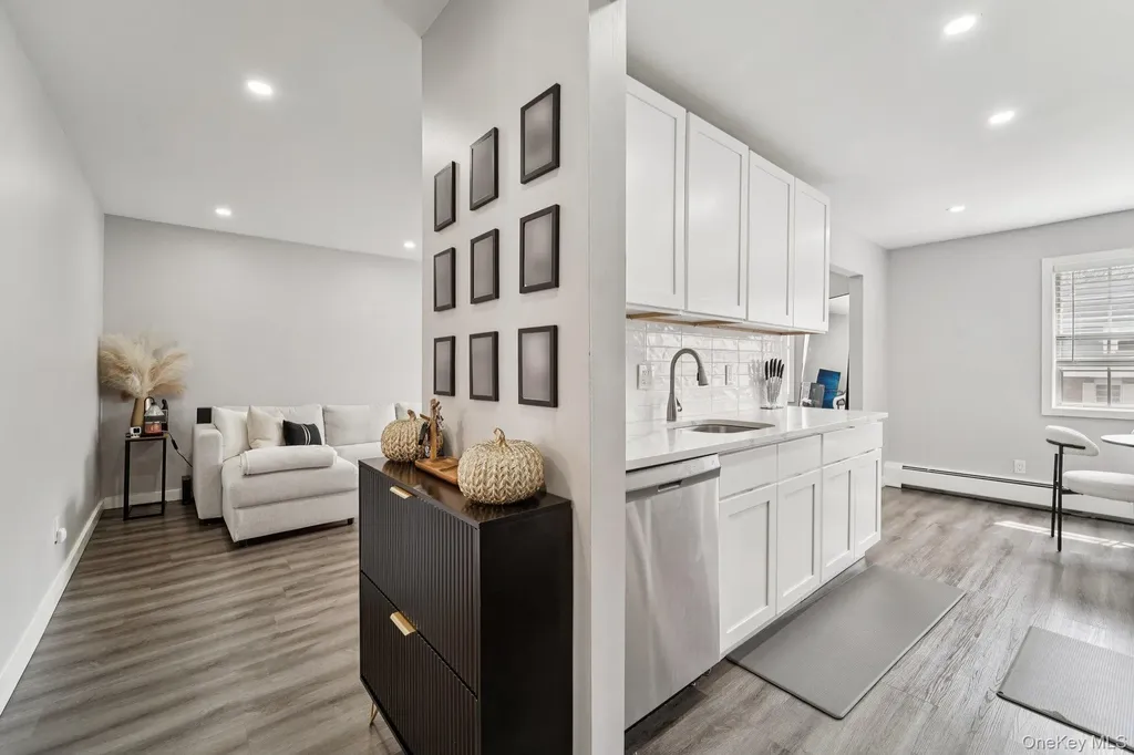103 Doxbury Lane Suffern NY 10901