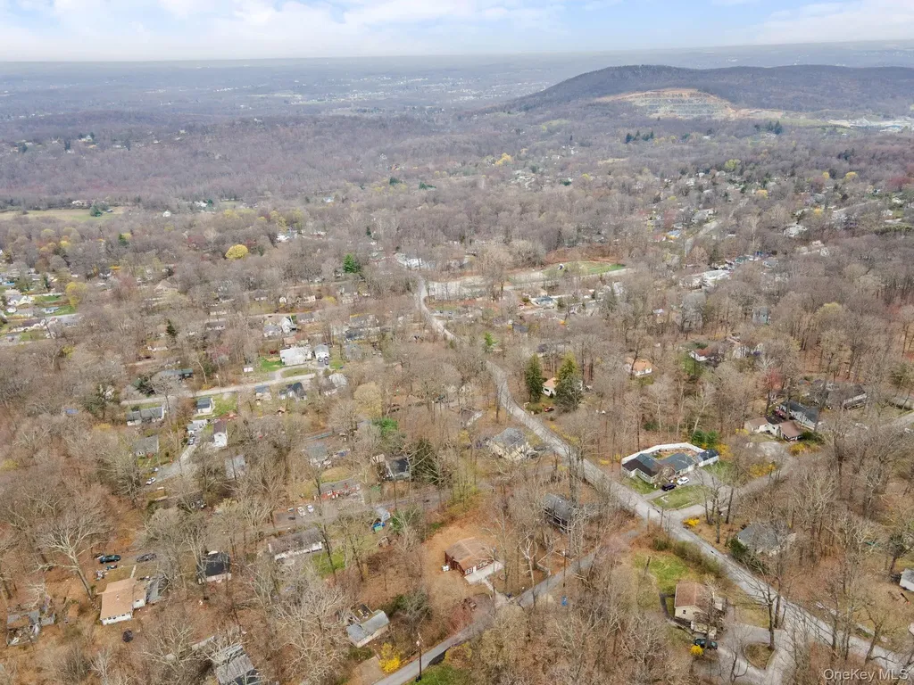 4 Woodland Circle N Monroe NY 10950