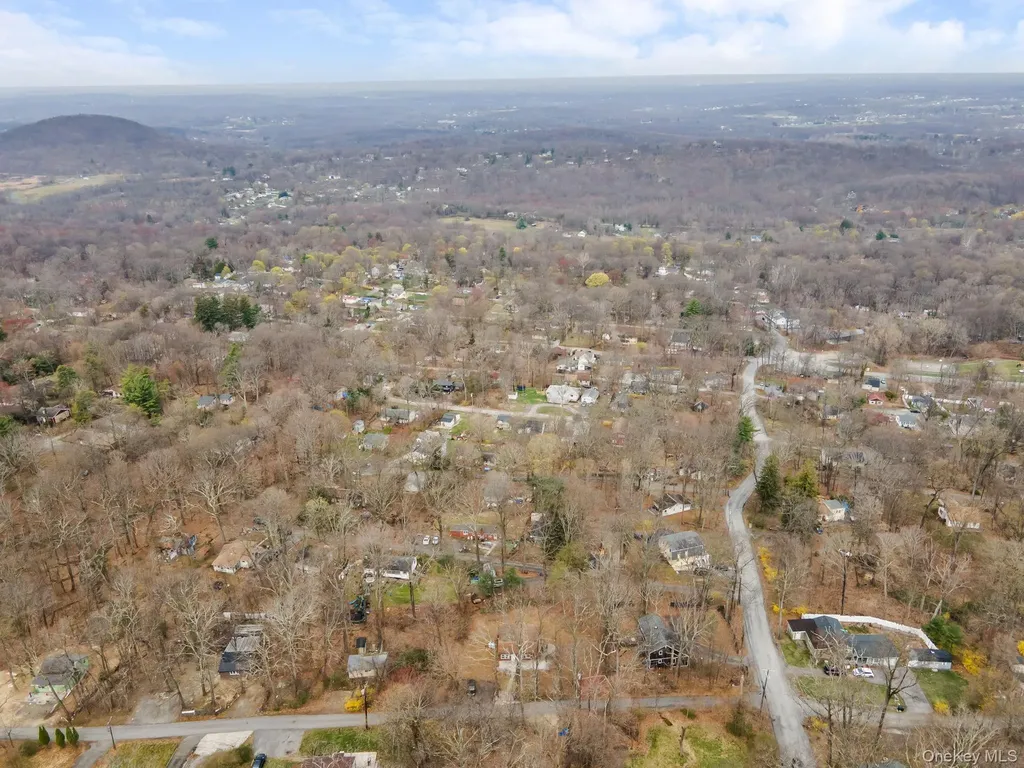 4 Woodland Circle N Monroe NY 10950