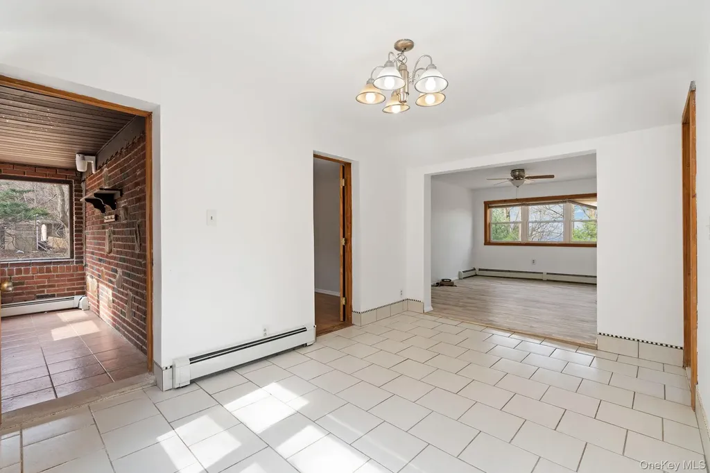 4 Woodland Circle N Monroe NY 10950