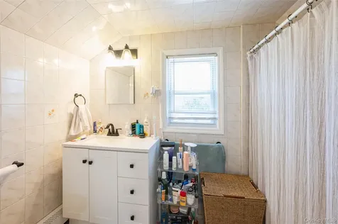18 S Washington Avenue Dobbs Ferry NY 10522