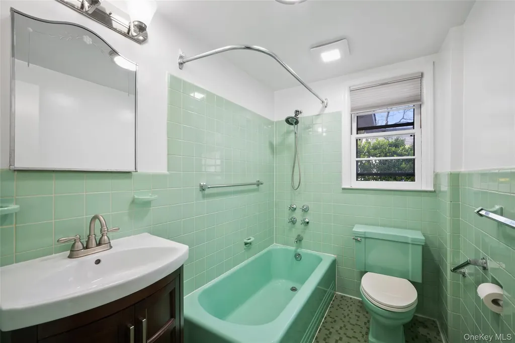 6 Wildway Bronxville NY 10708