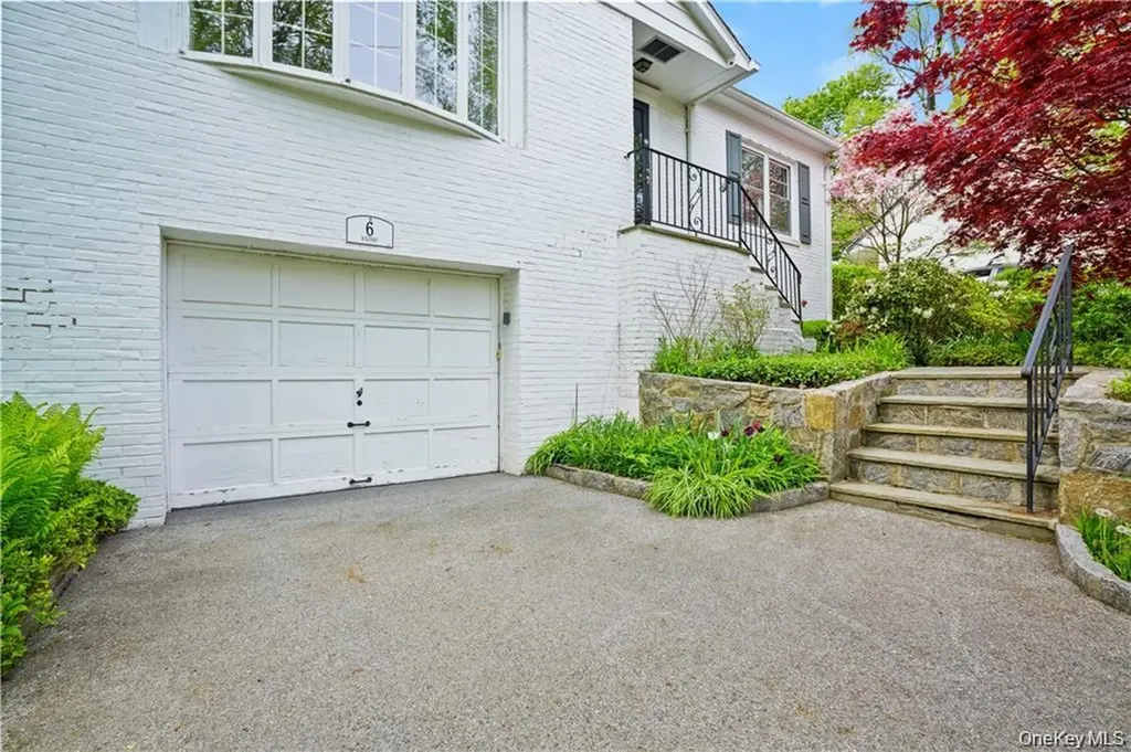 6 Wildway Bronxville NY 10708