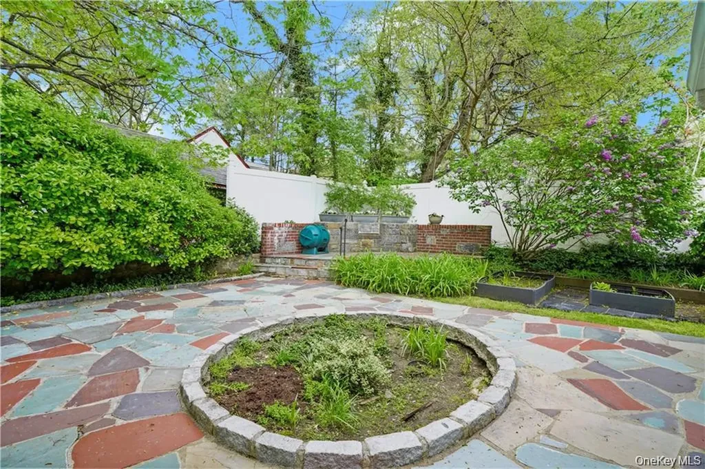 6 Wildway Bronxville NY 10708
