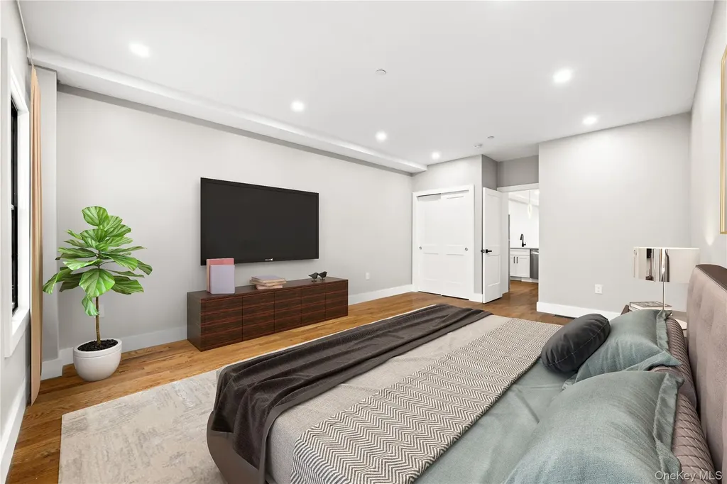 463 143rd Street Bronx NY 10454